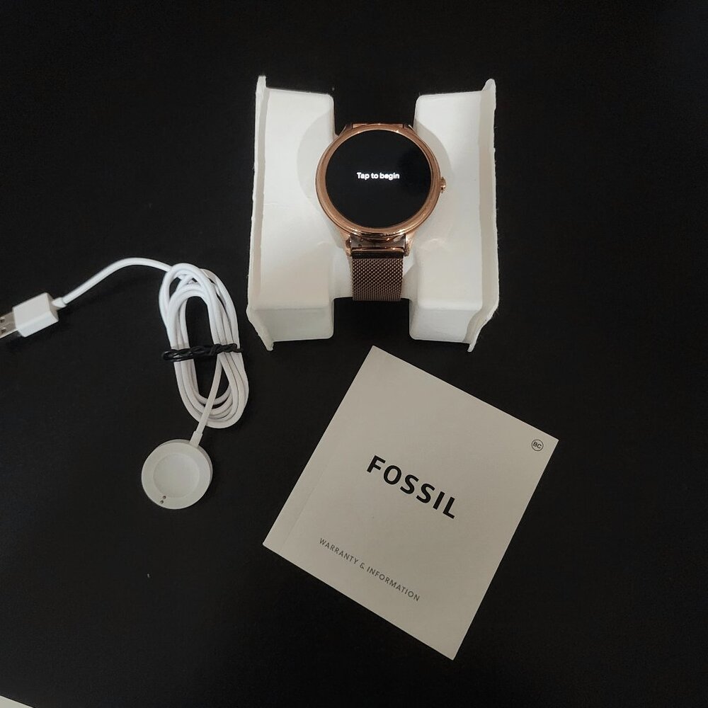 Fossil Gen 5E Rose-Gold Stainless Steel Mesh Smartwatch